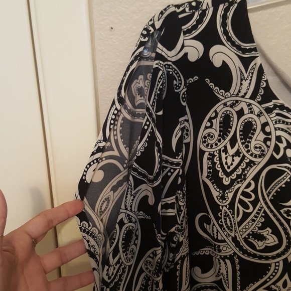 Blouse - Picture 2 of 4